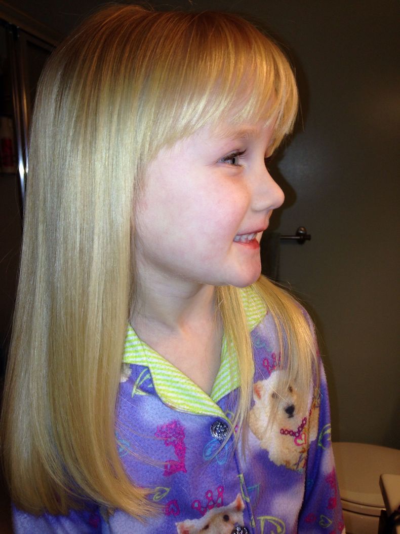 Little Girl haircuts with Bangs (24)