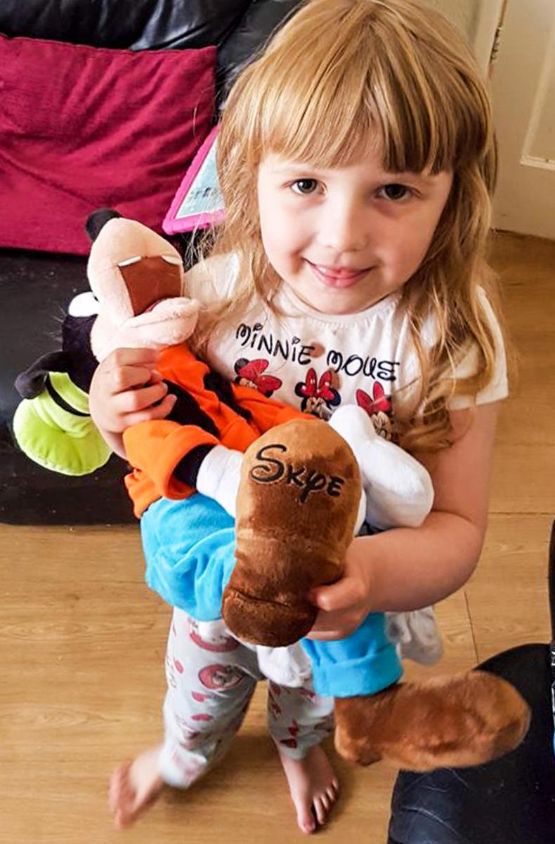 Little Girl haircuts with Bangs (34)